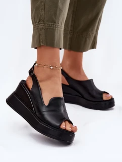 Dámské Kožené Sandály Na Klínu model 21697558 Černé - Artiker