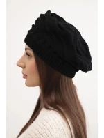 Dámska zimná pletená čiapka s ozdobným vzorom K378 čierna