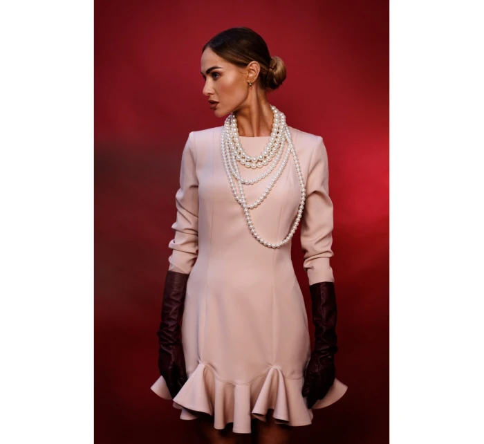 model 21296123 Šaty s volánkovým lemem béžové - Moe