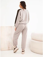 Dámský komplet z viskózy sportovní s dlouhým rukávem a model 22401359 kalhotami tmavě béžová - K-Fashion Dámský komplet z viskózy sportovní s dlouhým rukávem a model 22401359 kalhotami tmavě béžová - K-Fashion