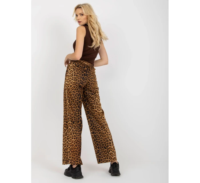 Kalhoty LK SP model 17714695 světle hnědá - FPrice Kalhoty LK SP model 17714695 světle hnědá - FPrice