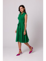 B261 Bavlnené šaty vo fitted strihu - zelené