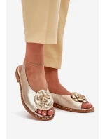 Kožené Ploché Sandály S Ozdobou model 21701887 Zlaté - CheBello