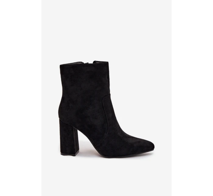 Zateplené dámské boty na podpatku z eko semiše černé model 21710237 - Boto Zateplené dámské boty na podpatku z eko semiše černé model 21710237 - Boto