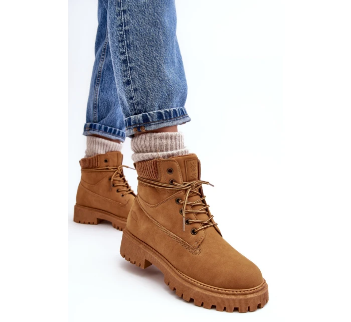 Damskie Ocieplane Trapery Camel Cross Jeans MM2R4011C