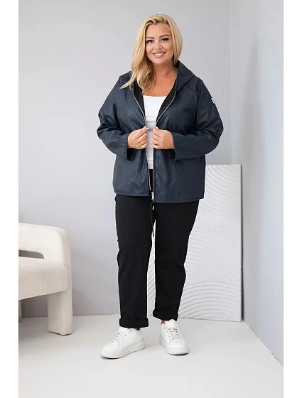 Dámská bunda Plus Size s kapucí a model 22297040 spodkem modrá - K-Fashion Dámská bunda Plus Size s kapucí a model 22297040 spodkem modrá - K-Fashion