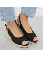 Dámske textilné sandále na platforme čierne Vinceza 97303