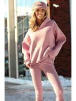 Dkaren Oseye-Bl farba:prášok Dkaren Oseye-Bl farba:prášok