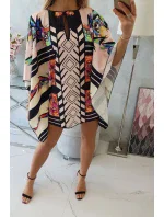 šaty s vázáním v pudrově růžové model 18746604 - K-Fashion šaty s vázáním v pudrově růžové model 18746604 - K-Fashion