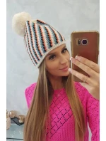 Dámská čepice s bambulí Hanna model 18751847 ecru - K-Fashion Dámská čepice s bambulí Hanna model 18751847 ecru - K-Fashion