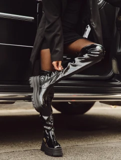 Lakované Kozačky Kolena Na Masivní Platformě Černé model 21706943 - Boto