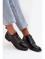 Kožené lakované dámské kotníčkové boty s ozdobným šněrováním model 21713881 Černé - D&A Kožené lakované dámské kotníčkové boty s ozdobným šněrováním model 21713881 Černé - D&A