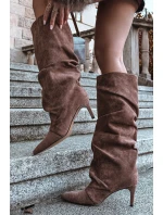 Topánky na podpätku model 221152 Krok vo veľkom štýle Topánky na podpätku model 221152 Krok vo veľkom štýle