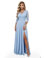 model 22040386 AMBER elegantní dlouhé krajkové šaty s výstřihem modré - numoco model 22040386 AMBER elegantní dlouhé krajkové šaty s výstřihem modré - numoco