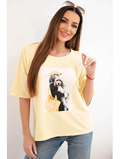Dámská bavlněná oversize halenka s krátkým rukávem a model 22042982 potiskem žlutá - K-Fashion