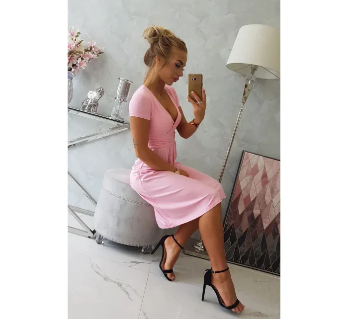 Šaty s model 18742108 krátké rukávy, pudrově růžové - K-Fashion Šaty s model 18742108 krátké rukávy, pudrově růžové - K-Fashion