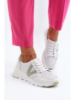 Dámské kožené lehké sportovní boty béžové model 21655443 - VINCEZA