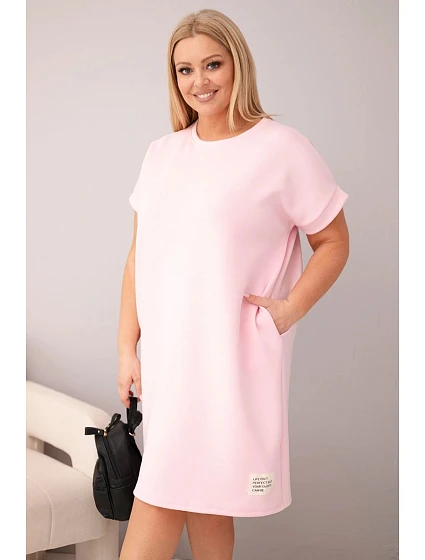 Dámské šaty Plus Size s krátkým rukávem a kapsami model 22174744 růžová - K-Fashion