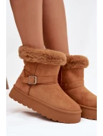 Ženské sněhule na platformě s přezkou a kožešinou Camel Jesella Ženské sněhule na platformě s přezkou a kožešinou Camel Jesella