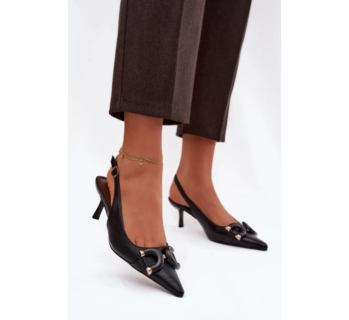 Sandále na podpätku model 224501 Krok vo veľkom štýle