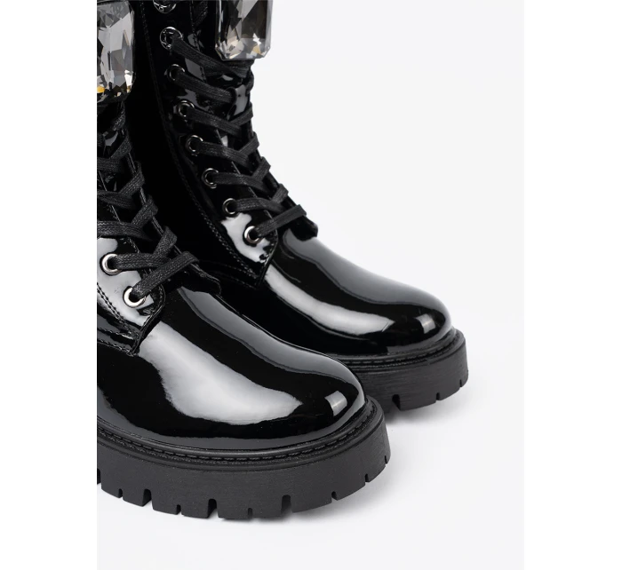 Pekné členkové topánky na platforme pre ženy Pekné členkové topánky na platforme pre ženy