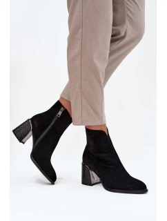 Topánky na podpätku model 216831 Krok vo veľkom štýle