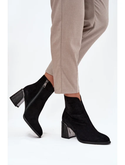 Topánky na podpätku model 216831 Krok vo veľkom štýle