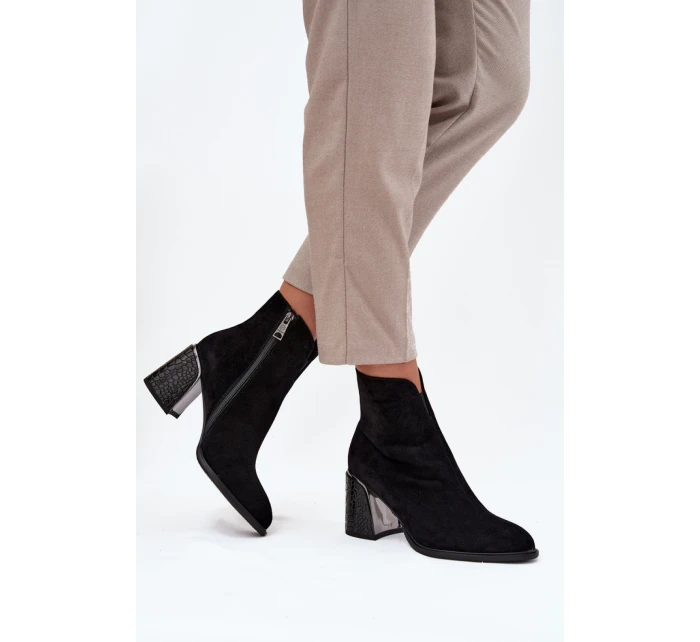 Topánky na podpätku model 216831 Krok vo veľkom štýle
