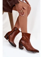 Topánky na podpätku model 219592 Krok vo veľkom štýle Topánky na podpätku model 219592 Krok vo veľkom štýle