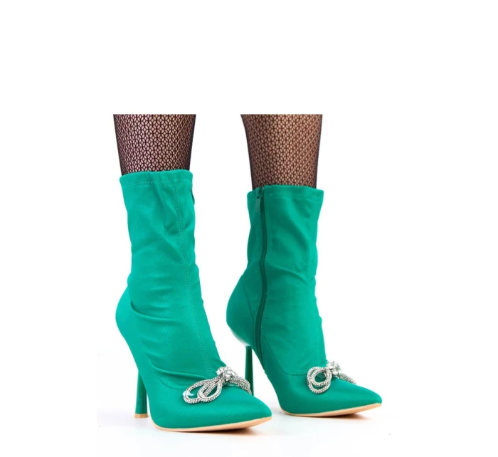 Topánky na podpätku model 218551 Solea