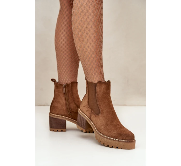 Dámské Zateplené Botky Na Podpatku Eko Semišové Hnědé model 21669073 - Boto Dámské Zateplené Botky Na Podpatku Eko Semišové Hnědé model 21669073 - Boto
