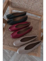 Dámské eko kožené baleríny na plochém podpatku model 21836931 – černé - Kesi