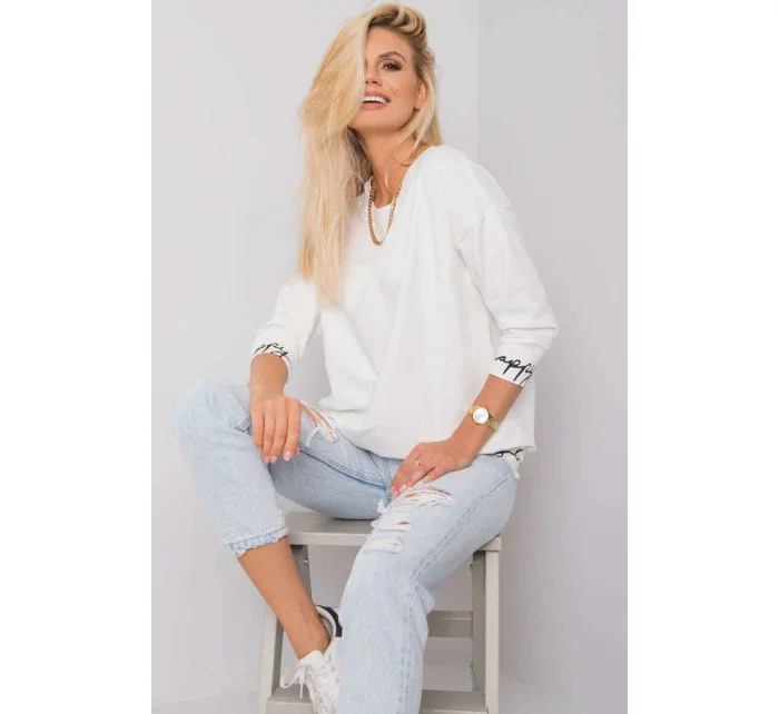 Mikina model 160068 Relevantnosť