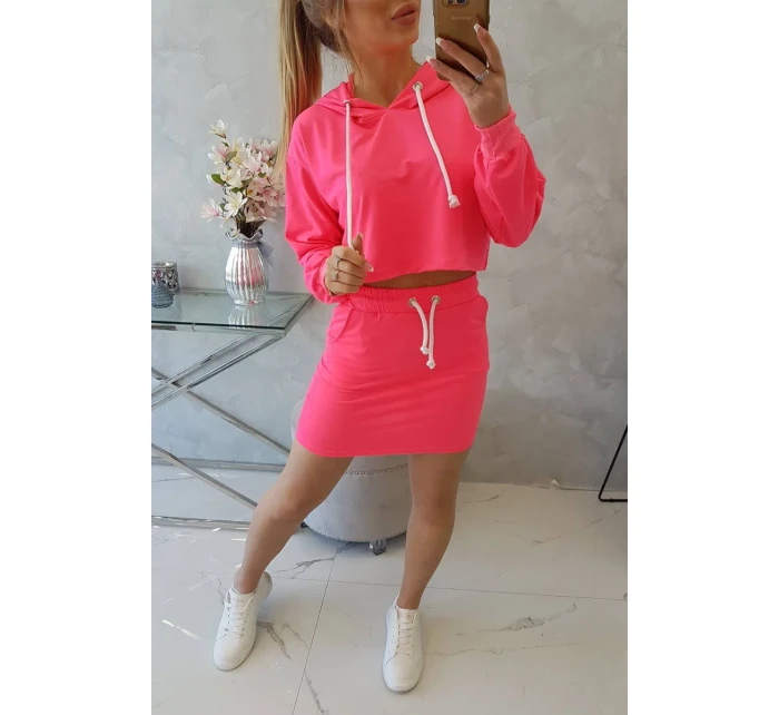 Souprava halenky a sukně růžová neonová Souprava halenky a sukně růžová neonová