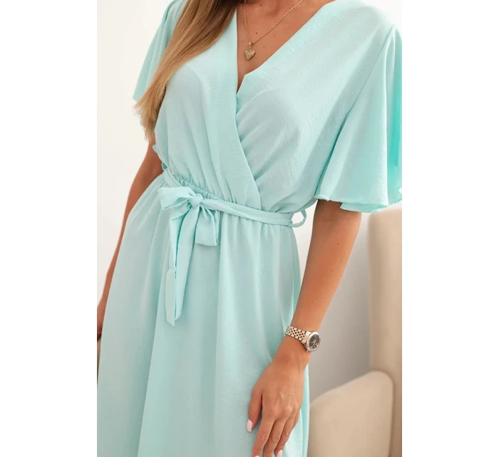 Šaty so skladaným výstrihom mätovej farby Šaty so skladaným výstrihom mätovej farby