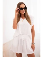 Dámský komplet z model 21214029 blůza s volánky a krátké šortky bílý - K-Fashion Dámský komplet z model 21214029 blůza s volánky a krátké šortky bílý - K-Fashion