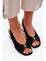 Sandále na podpätku model 212577 Vykročte štýlovo