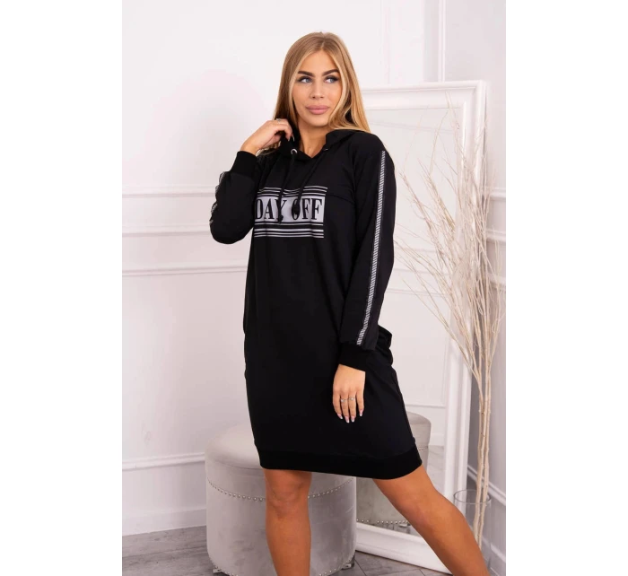 Šaty s reflexnou potlačou čierne
