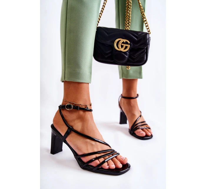 Klasyczne Lakierowane Sandały Na Obcasie Czarne Milani Klasyczne Lakierowane Sandały Na Obcasie Czarne Milani