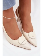 Dámské sandály na podpatku s ozdobným detailem světle béžové model 22027892 - Boto