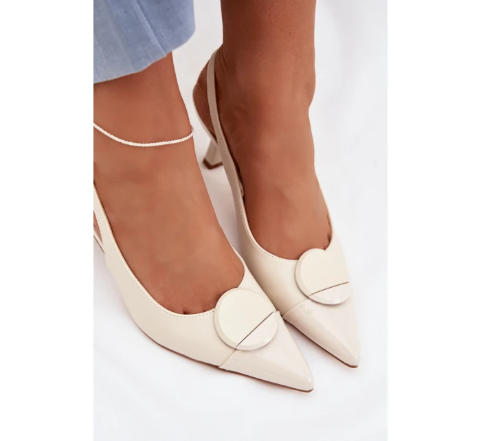 Dámské sandály na podpatku s ozdobným detailem světle béžové model 22027892 - Boto