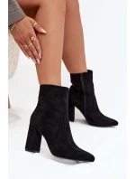 Dámske čižmy Pralina - zateplené, na stĺpikovom podpätku, čierne Dámske čižmy Pralina - zateplené, na stĺpikovom podpätku, čierne