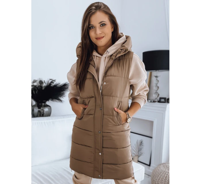 Dámská prošívaná vesta camel Dstreet model 21965945 - FashionStreet Dámská prošívaná vesta camel Dstreet model 21965945 - FashionStreet