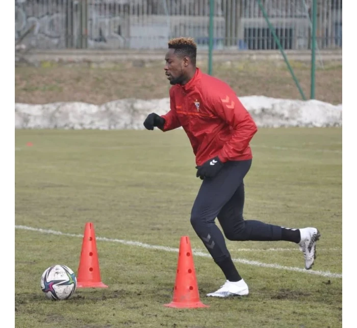 Športová tyč Yakima s otvormi 38 cm 100609