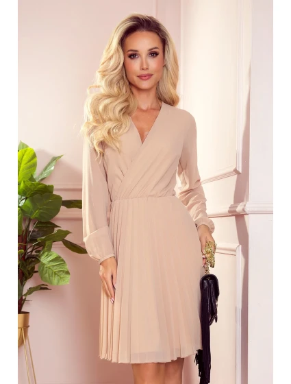 ISABELLE - Béžové dámske plisované šaty s dekoltom a dlhými rukávmi 313-9 ISABELLE - Béžové dámske plisované šaty s dekoltom a dlhými rukávmi 313-9