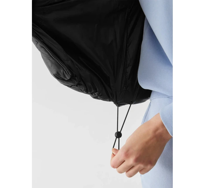 Dámská péřová vesta s výplní ze model 20437789 peří černá - 4F Dámská péřová vesta s výplní ze model 20437789 peří černá - 4F