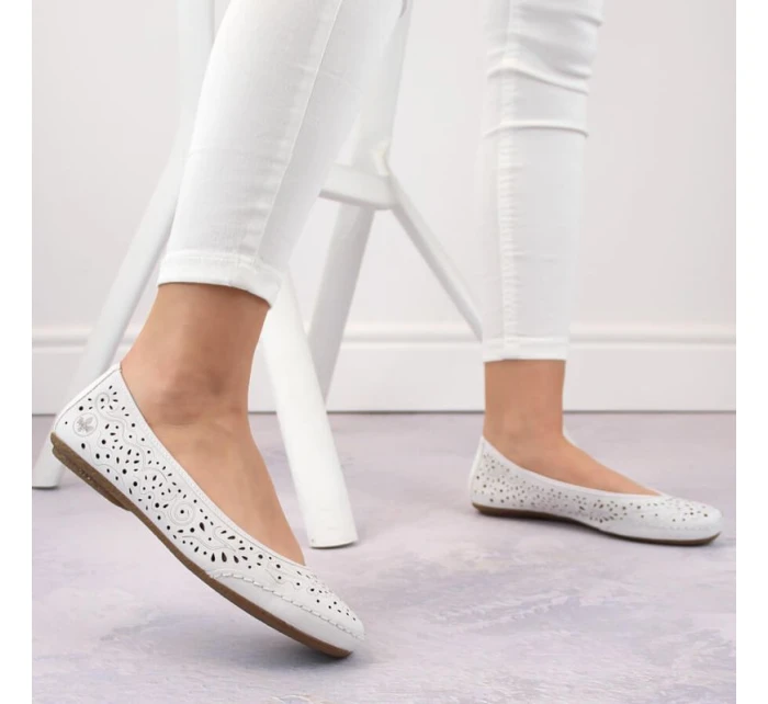 Kožená pohodlná polobotka W model 22033618 bílá - Rieker