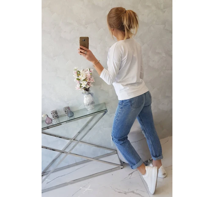 Blúzka s výstrihom do V biela