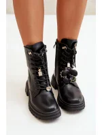 Členkové topánky z eko kože Workery Dámske s príveskami Čierne Rianael