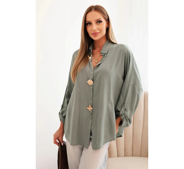 Dámska košeľa s ozdobnými gombíkmi 61953 Khaki zelená - K-Fashion